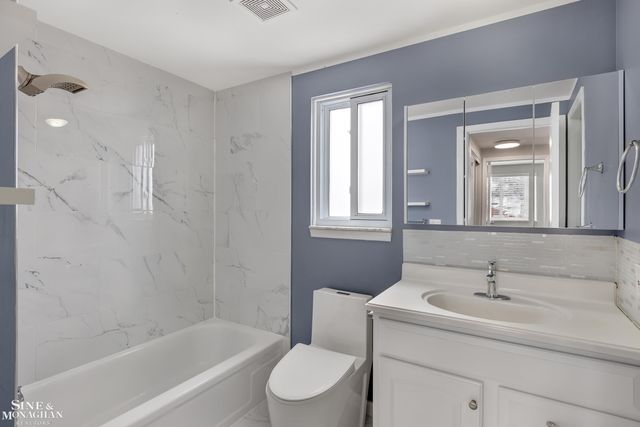 1007 Vernier Road, Grosse Pointe Woods, MI 48236