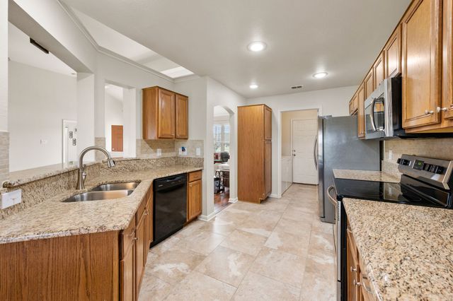 240 Half Moon Way, Runaway Bay, TX 76426