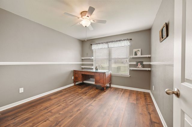 240 Half Moon Way, Runaway Bay, TX 76426