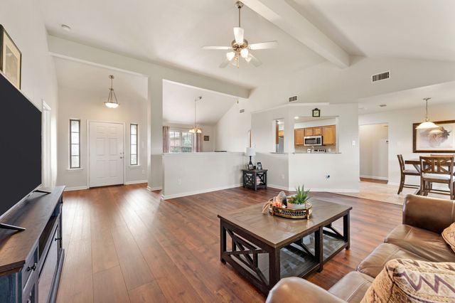 240 Half Moon Way, Runaway Bay, TX 76426