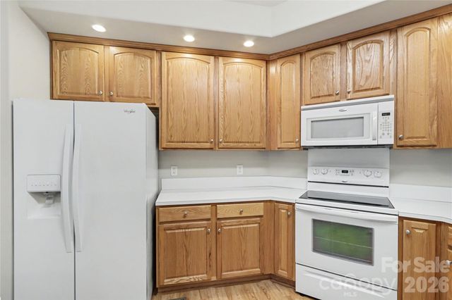 4494 Outlook Drive 22, Iron Station, NC 28080