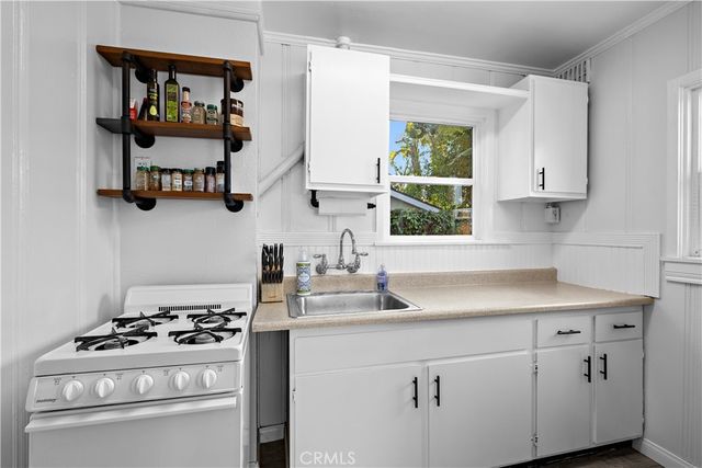 31692 3rd Avenue, Laguna Beach, CA 92651