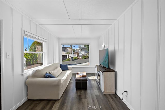 31692 3rd Avenue, Laguna Beach, CA 92651