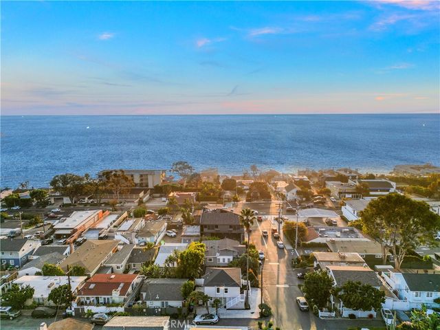 31692 3rd Avenue, Laguna Beach, CA 92651