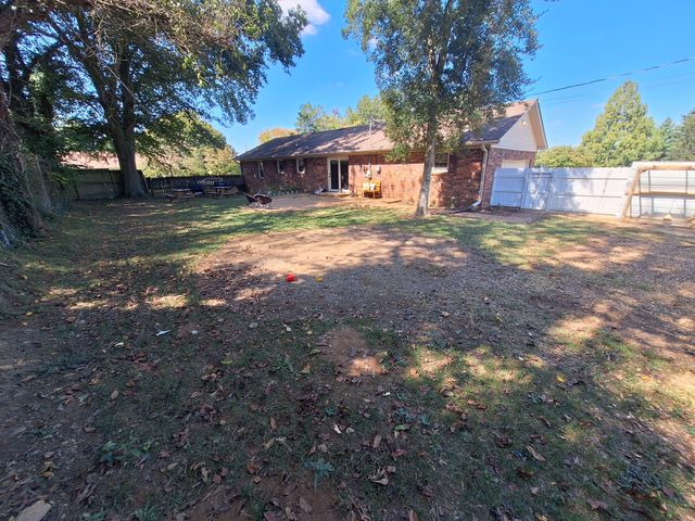 65 Bertha St, Mc Kenzie, TN 38201