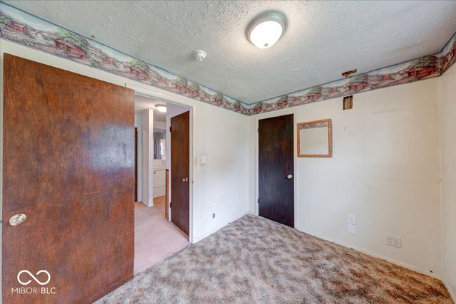 343 Pleasant Drive, Whiteland, IN 46184