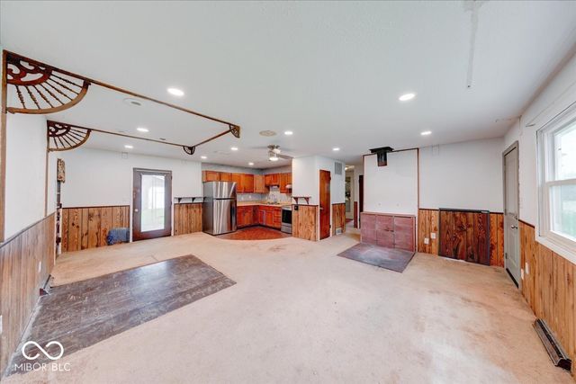 343 Pleasant Drive, Whiteland, IN 46184
