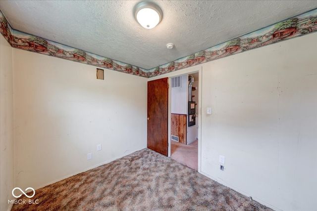 343 Pleasant Drive, Whiteland, IN 46184