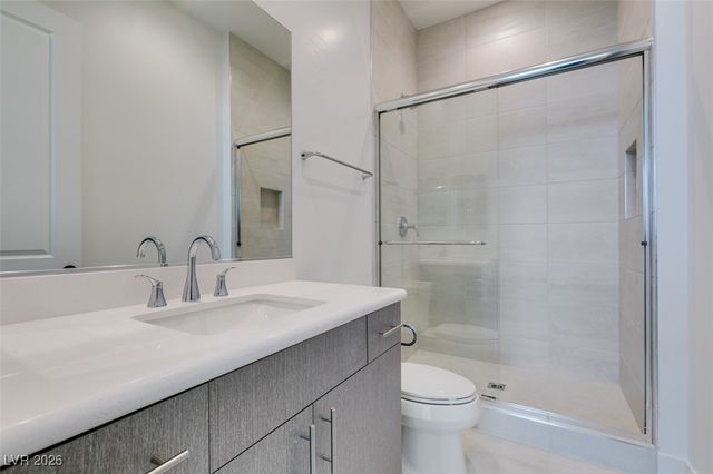 10710 Agate Cliffs Avenue, Las Vegas, NV 89135