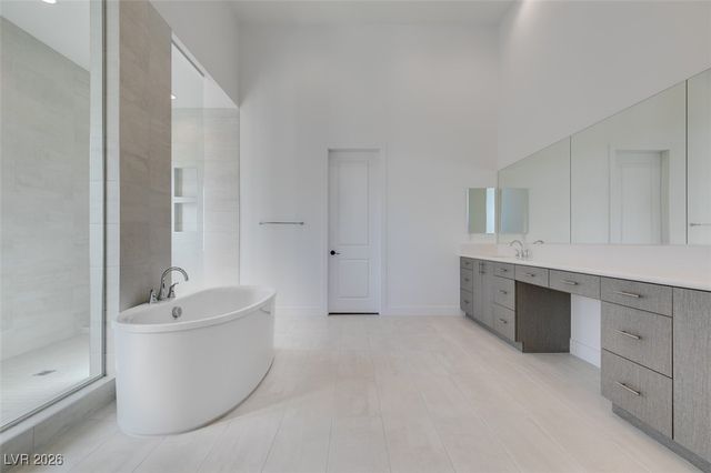 10710 Agate Cliffs Avenue, Las Vegas, NV 89135