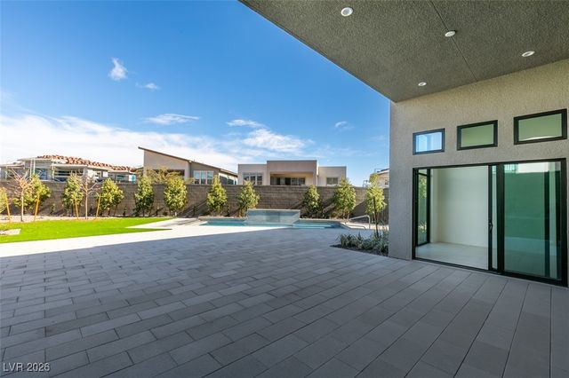 10710 Agate Cliffs Avenue, Las Vegas, NV 89135