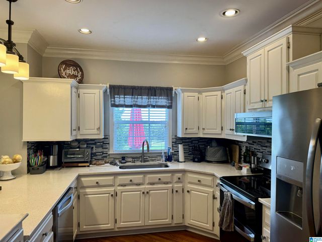 138 LELIA DRIVE, Warrior, AL 35180