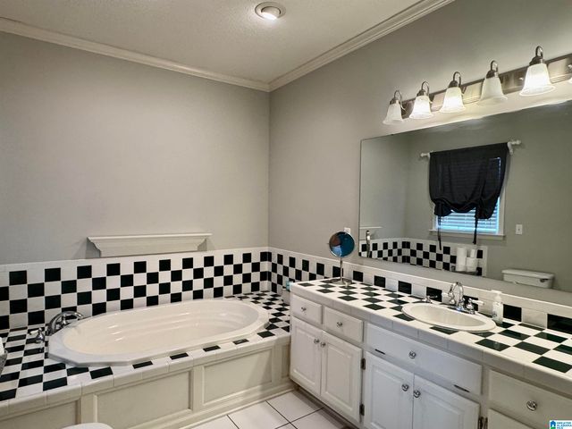 138 LELIA DRIVE, Warrior, AL 35180