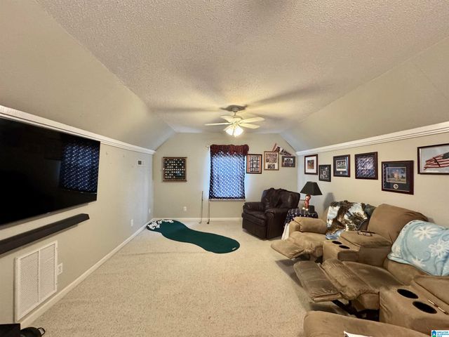138 LELIA DRIVE, Warrior, AL 35180