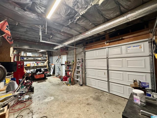 138 LELIA DRIVE, Warrior, AL 35180