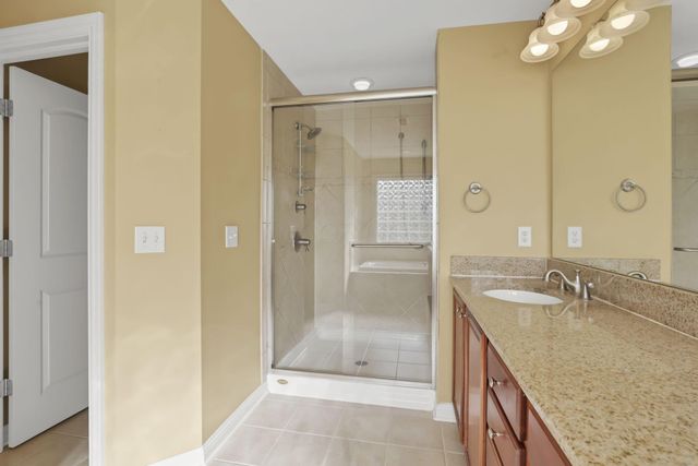 5747 Glendavon Place, Dublin, OH 43016