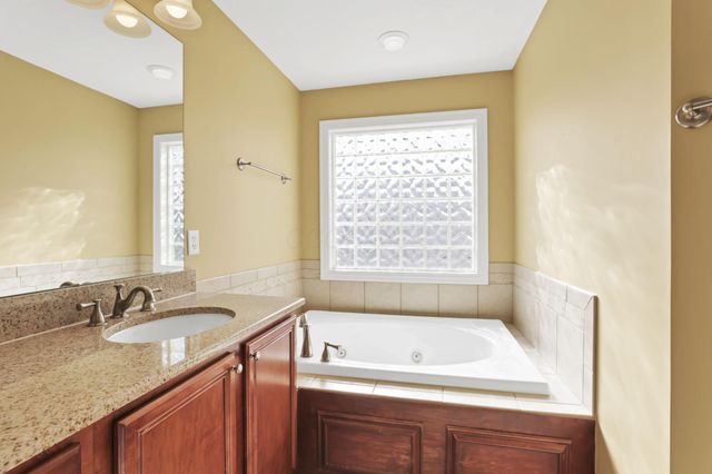 5747 Glendavon Place, Dublin, OH 43016