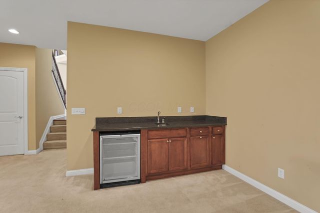 5747 Glendavon Place, Dublin, OH 43016