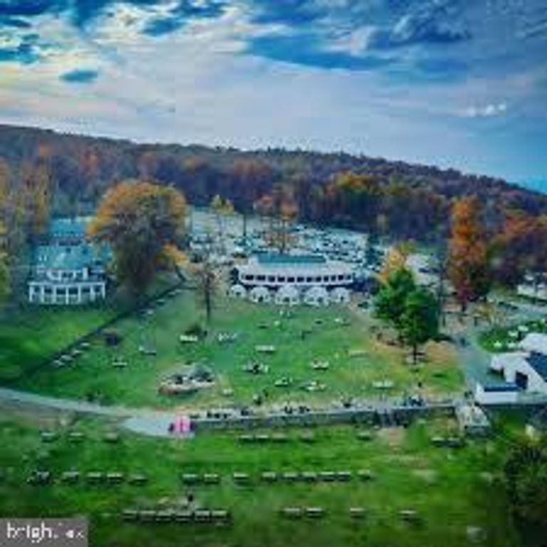 884 OLD FERRY LN, Bluemont, VA 20135