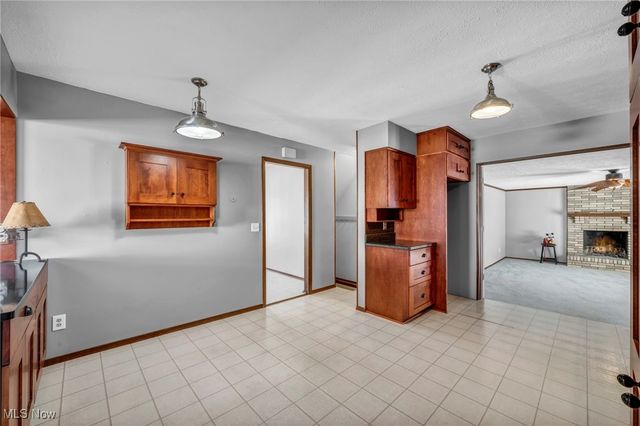 5770 N Crossview Road, Seven Hills, OH 44131