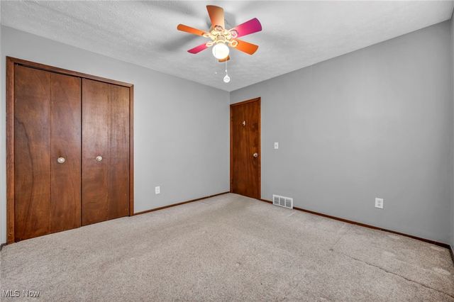 5770 N Crossview Road, Seven Hills, OH 44131