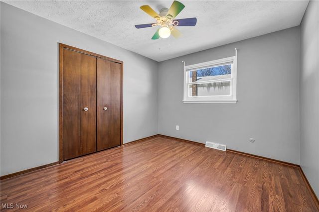 5770 N Crossview Road, Seven Hills, OH 44131