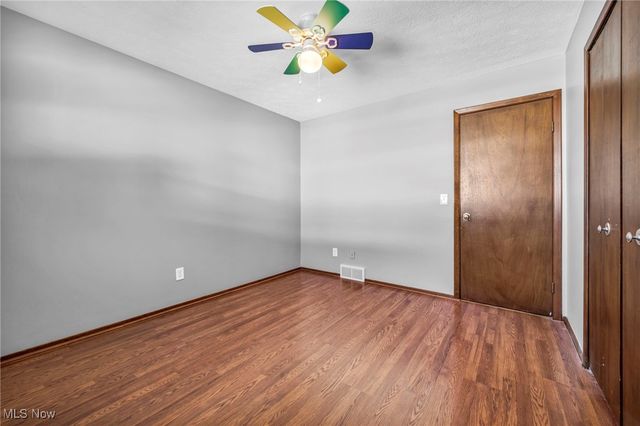 5770 N Crossview Road, Seven Hills, OH 44131