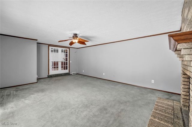 5770 N Crossview Road, Seven Hills, OH 44131