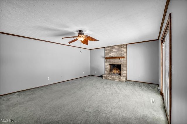 5770 N Crossview Road, Seven Hills, OH 44131