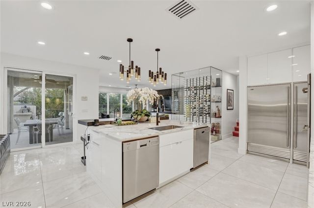 10736 Penhurst Way, Las Vegas, NV 89135