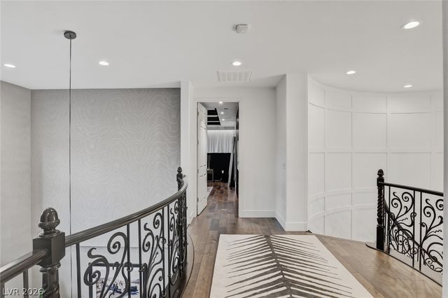 10736 Penhurst Way, Las Vegas, NV 89135
