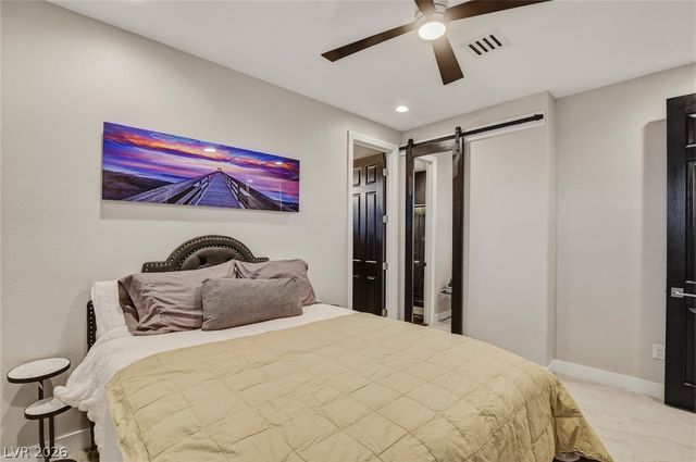 10736 Penhurst Way, Las Vegas, NV 89135