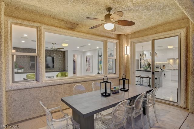 10736 Penhurst Way, Las Vegas, NV 89135