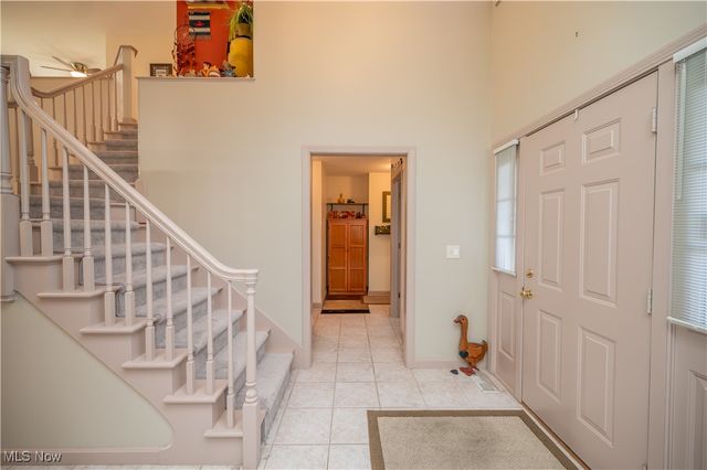 8550 Ivy Hills Drive 15, Poland, OH 44514