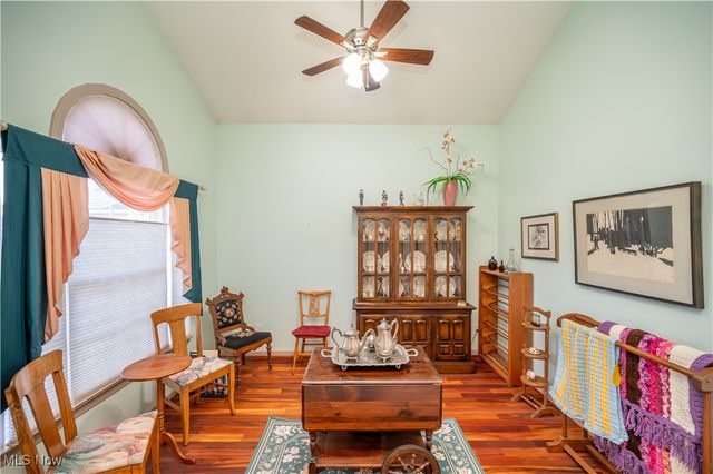 8550 Ivy Hills Drive 15, Poland, OH 44514