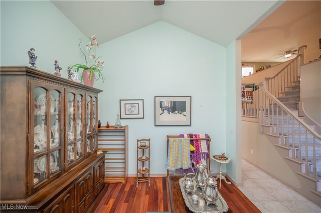 8550 Ivy Hills Drive 15, Poland, OH 44514