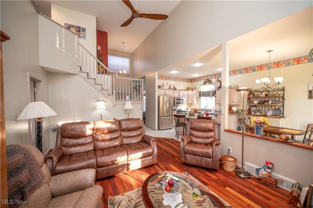 8550 Ivy Hills Drive 15, Poland, OH 44514