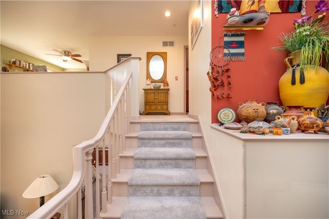 8550 Ivy Hills Drive 15, Poland, OH 44514