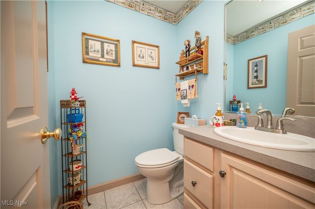 8550 Ivy Hills Drive 15, Poland, OH 44514