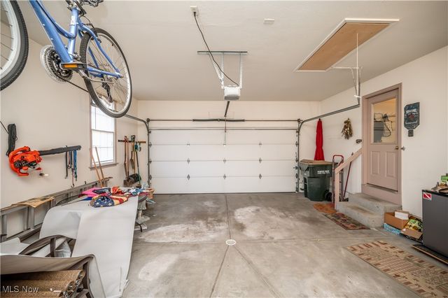 8550 Ivy Hills Drive 15, Poland, OH 44514