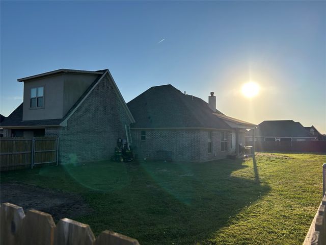 101 Wentz Drive, Stonewall, LA 71078