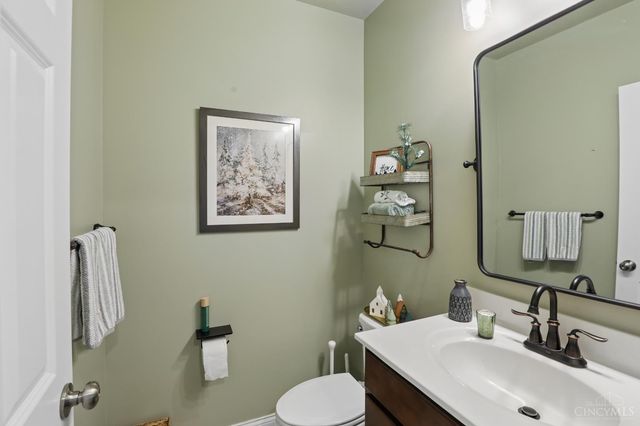 4986 Concorde Alley, Blue Ash, OH 45242