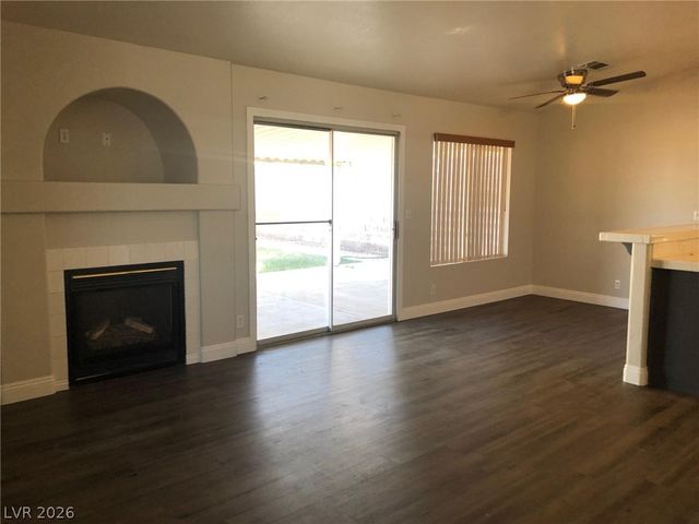 916 Clubview Drive, Henderson, NV 89015