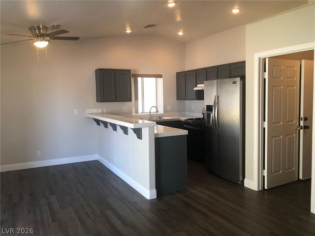 916 Clubview Drive, Henderson, NV 89015