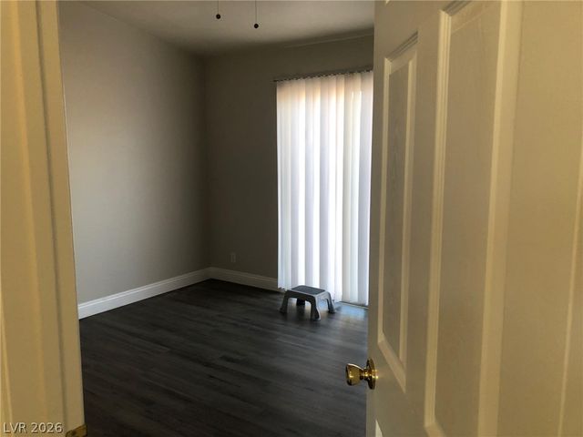 916 Clubview Drive, Henderson, NV 89015