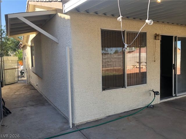 916 Clubview Drive, Henderson, NV 89015