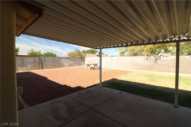 916 Clubview Drive, Henderson, NV 89015