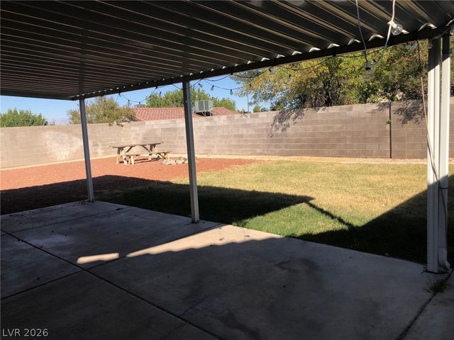 916 Clubview Drive, Henderson, NV 89015