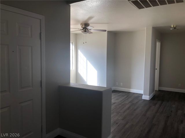 916 Clubview Drive, Henderson, NV 89015