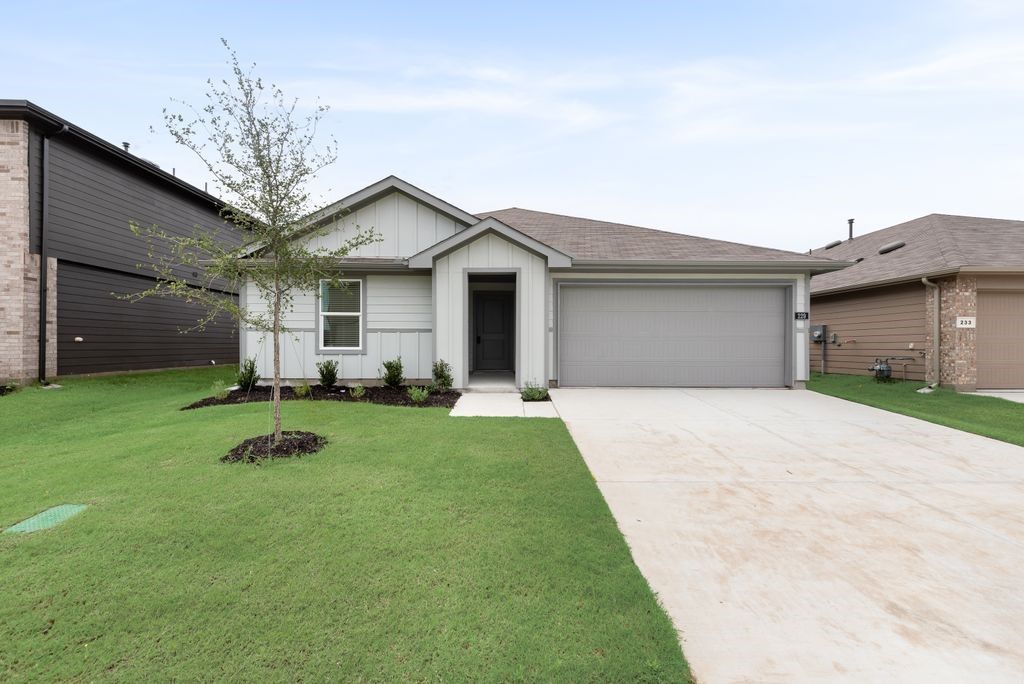 229 Cal Ford Drive, Fort Worth, TX 76247